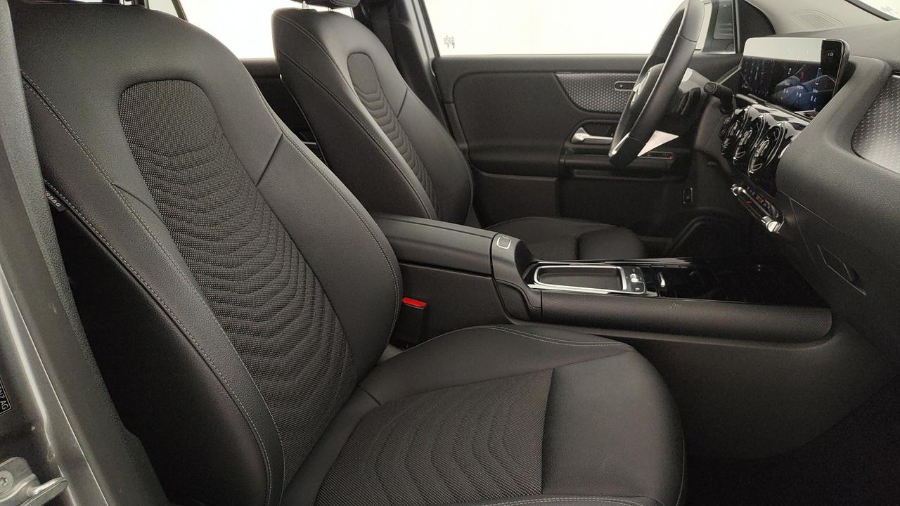 Mercedes-Benz GLA 180 d Advanced auto