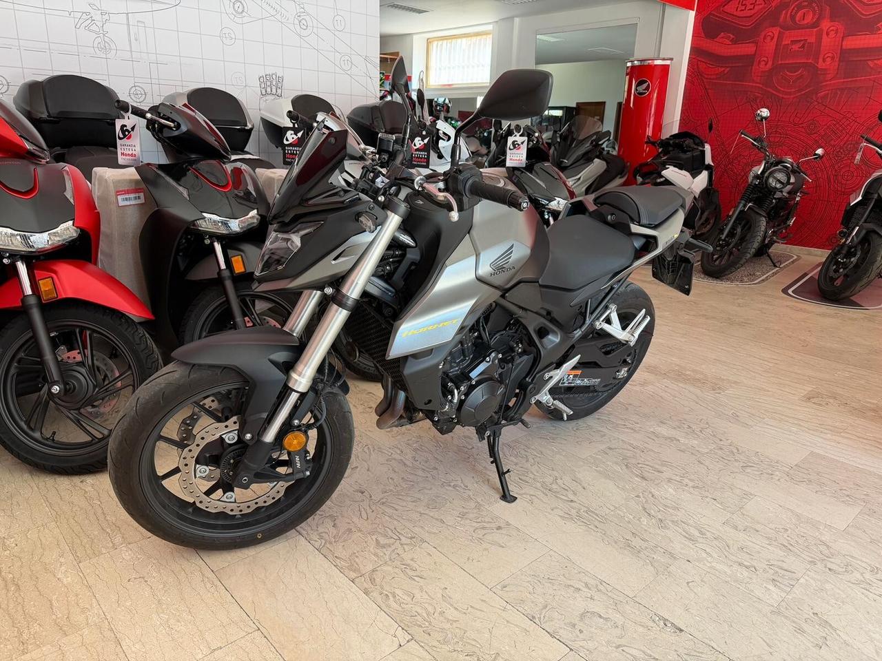 Honda Hornet 750