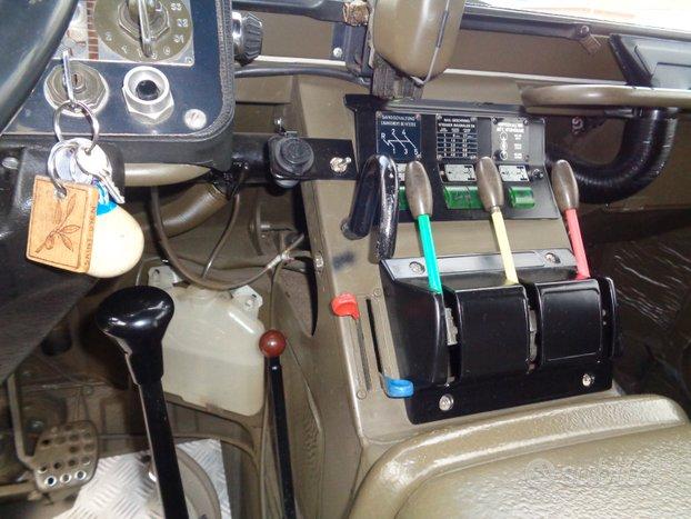 STEYER PUCH PINZGAUER 6X6 9 POSTI