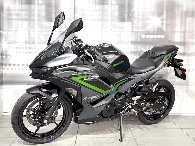 Kawasaki Ninja 500 SE