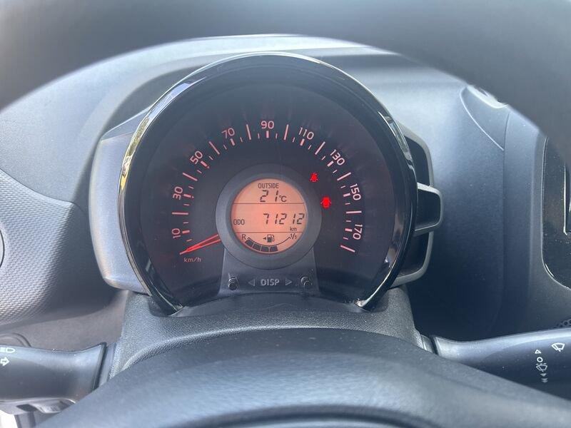 Toyota Aygo 1.0 VVT-i 69 CV 3 porte x-cool