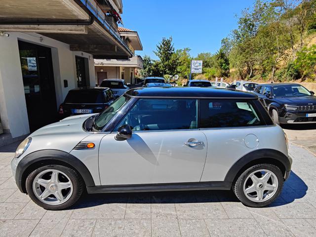 MINI Cooper 1.6 16V Cooper