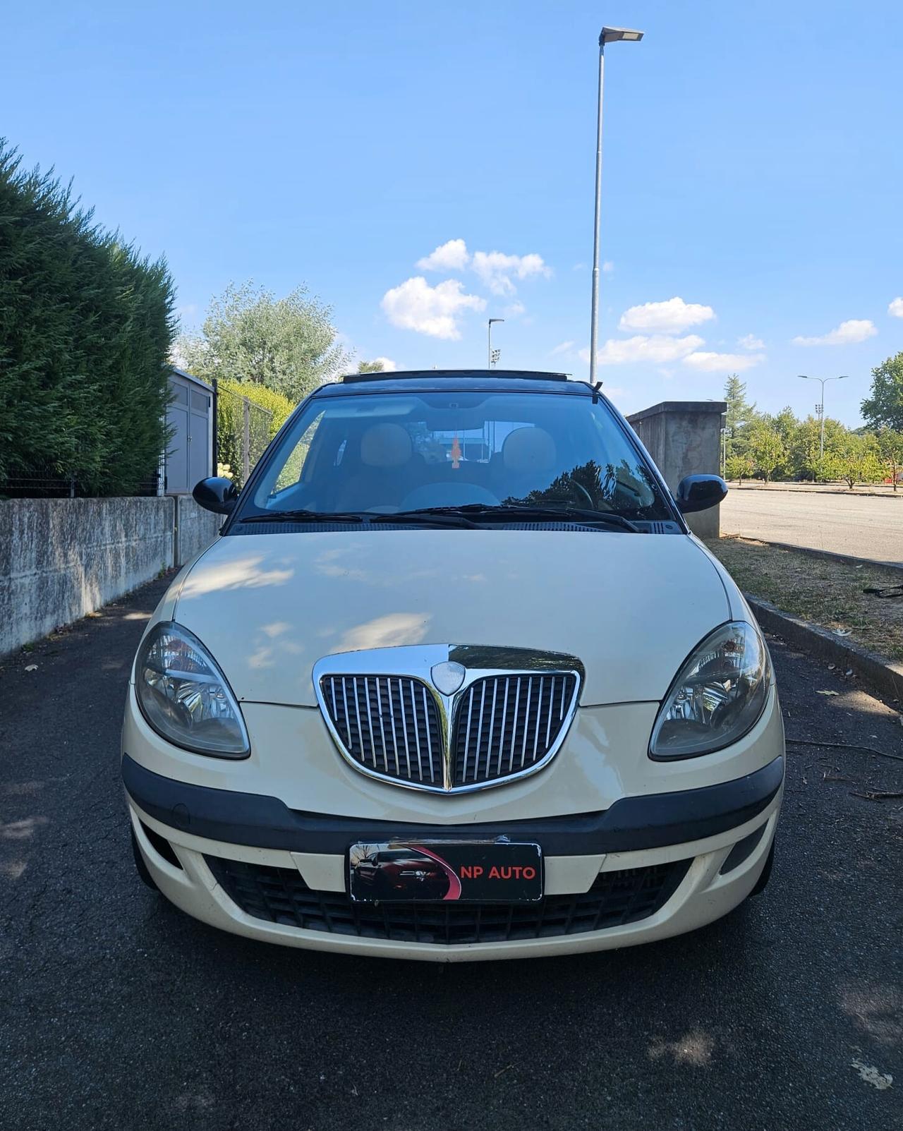 Lancia Ypsilon 1.3 Multijet NEOPATENTATI