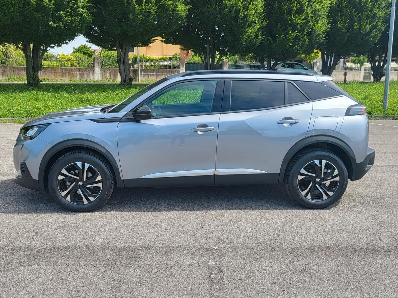 Peugeot 2008 PureTech EAT8 Allure PREZZO REALE