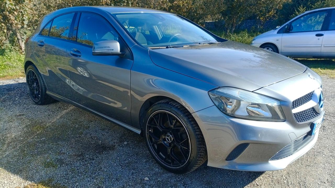Mercedes-benz A 160 d 90 CV per neopatentati
