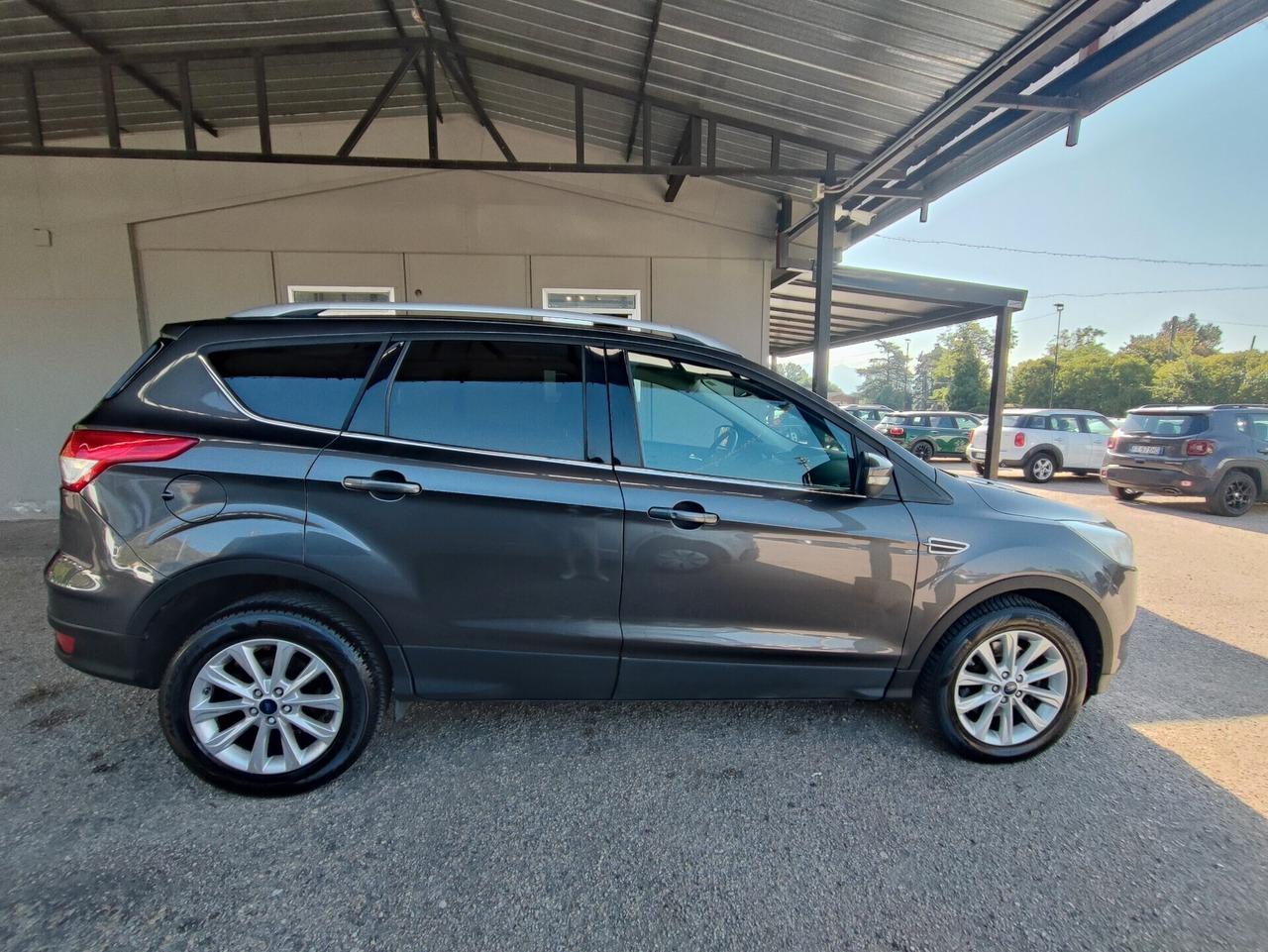 Ford Kuga 2.0 TDCI 120 CV S&S 2WD Titanium