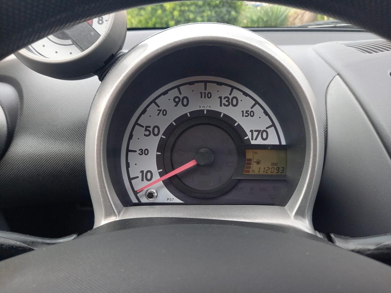 Peugeot 107 1.0 benzina NEOPATENTATI 110.000KM ORIGINALI