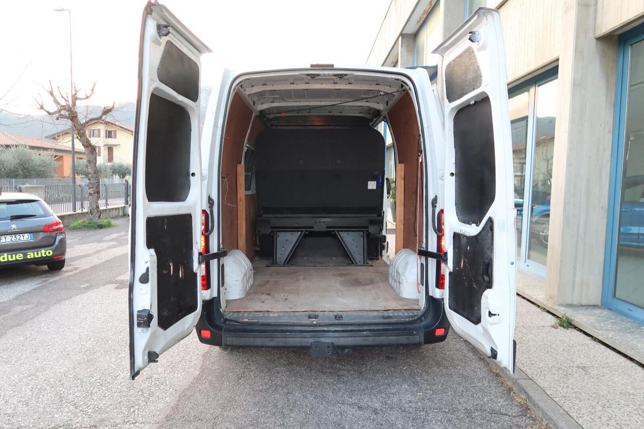 Renault Master T35 2.3 dCi 110 DC 7 Posti N1 Van