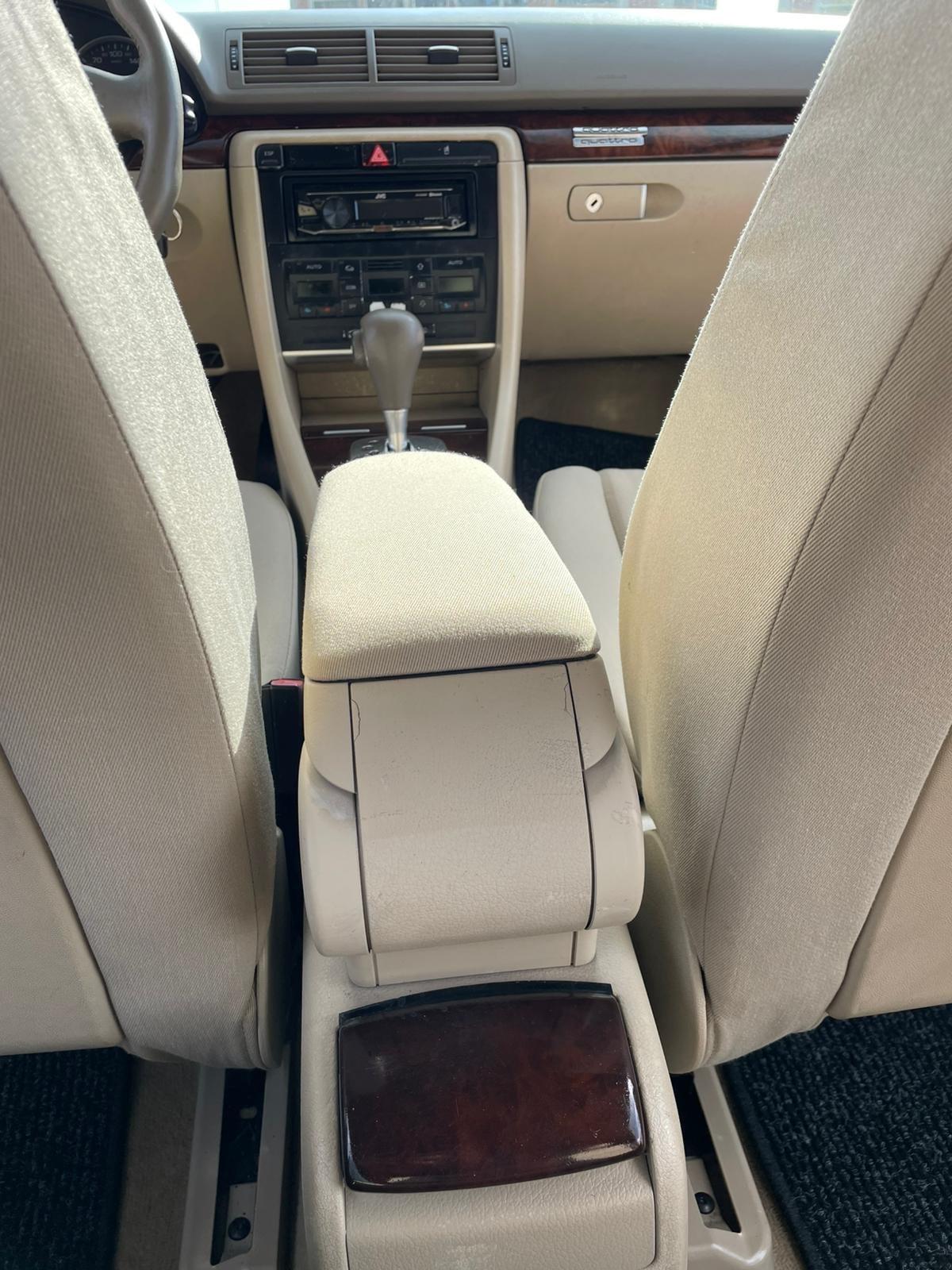 Audi A4 2.5 V6 TDI/180 CV cat quattro Automatica