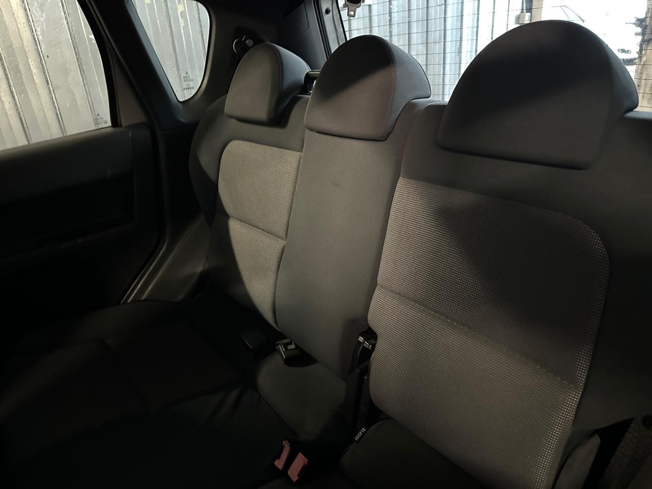 Mitsubishi Colt 1.3 16V 5p. Invite