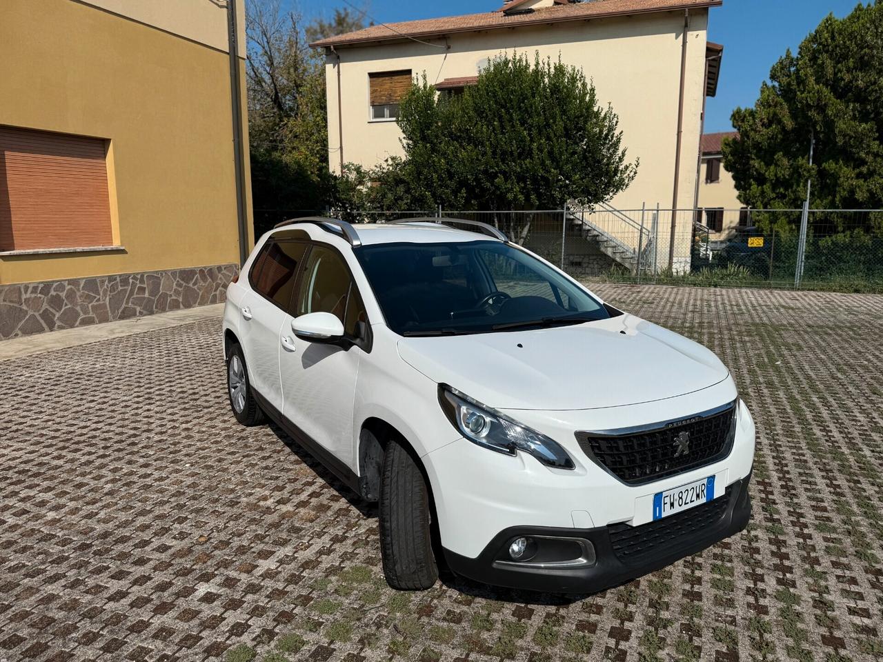 Peugeot 2008 PureTech 82 S&S Active