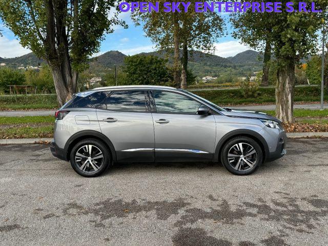 PEUGEOT 3008 PureTech Turbo 130 Allure LED PELLE NAVI CAMERA