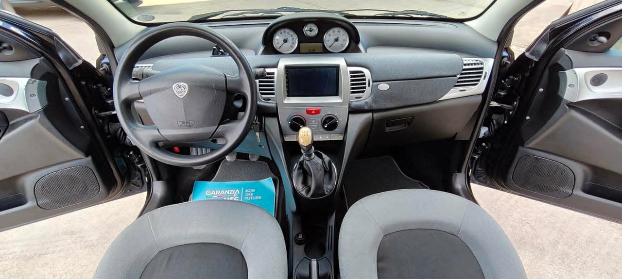 Lancia Ypsilon 1.2 GPL