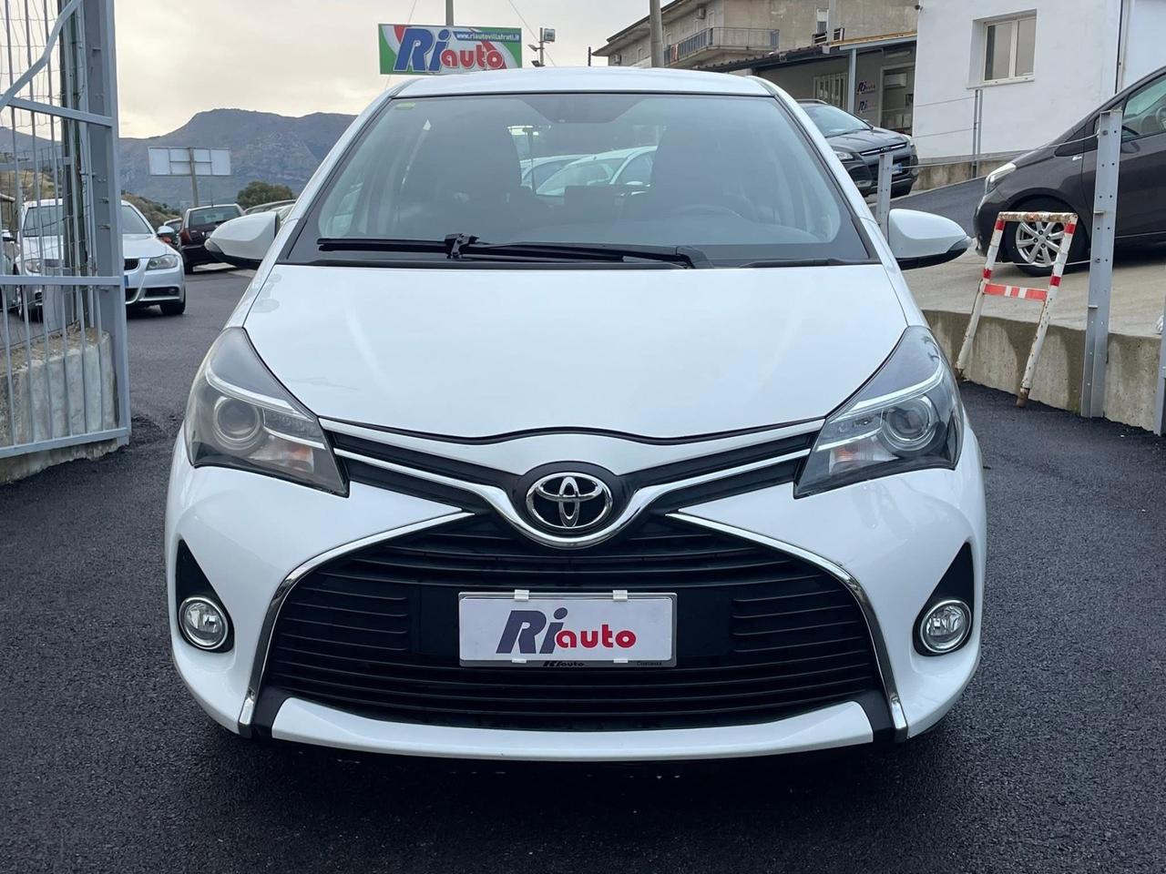 Toyota Yaris 1.4 D-4D 5 porte Lounge
