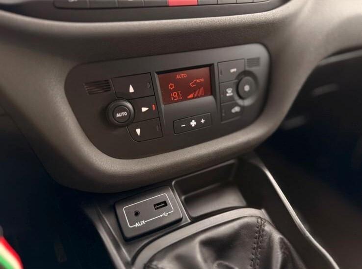 Fiat Doblò 1.4 T-Jet 16V Lounge AUTOVETTURA