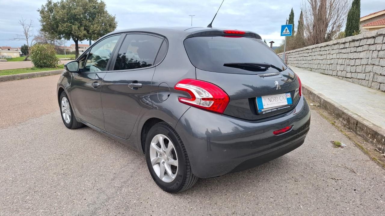 Peugeot 208 1.4 HDi 68 CV 5 porte Active