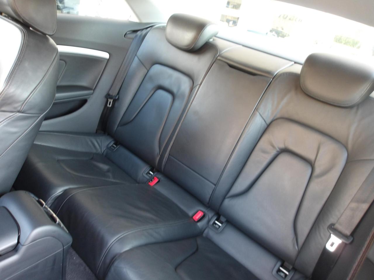 AUDI A5 Coupe 3.0 V6 tdi Ambition quattro