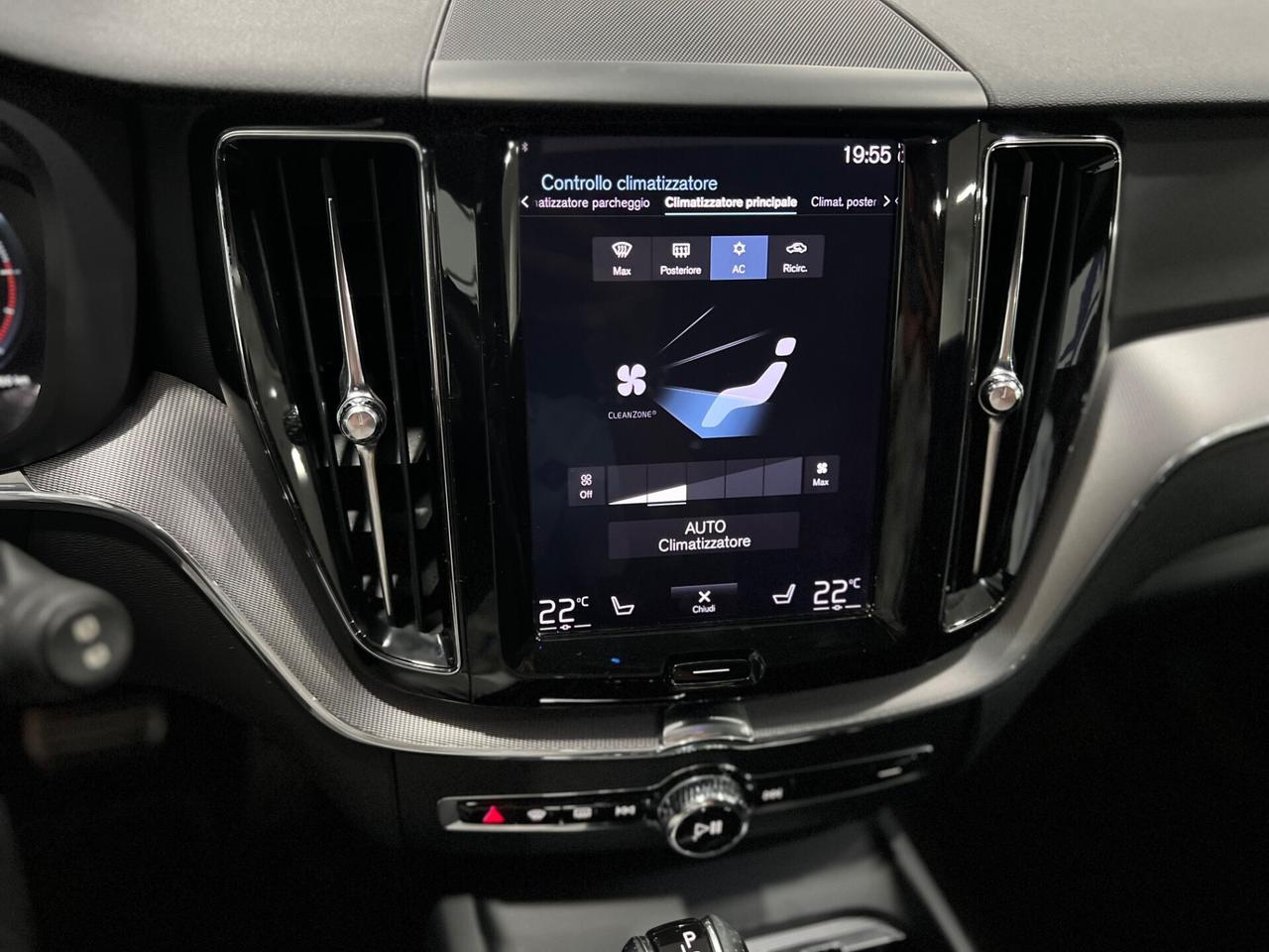 Volvo XC60 2.0 d4 R-Design awd geartronic 190 cv