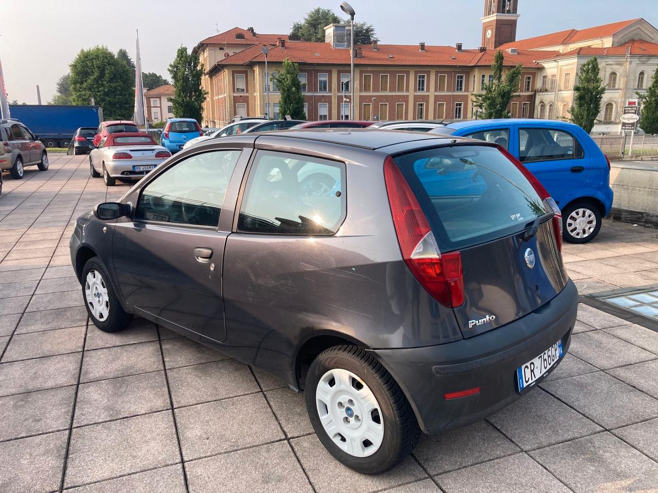 Fiat Punto 1.2i cat 3 porte EL