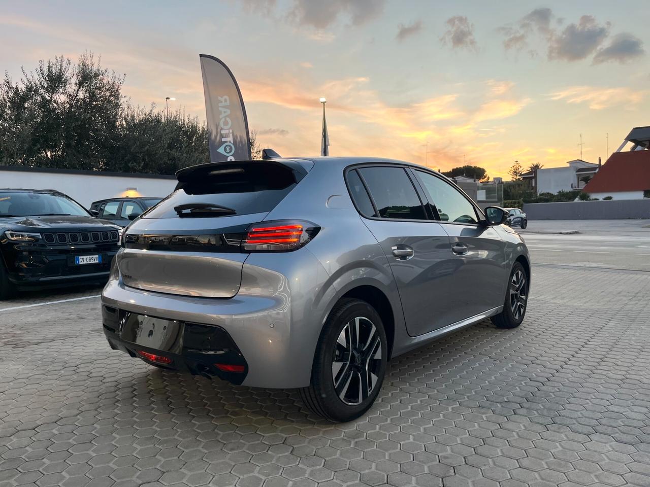 Peugeot 208 PureTech 100 Stop&Start 5 porte Allure Km0