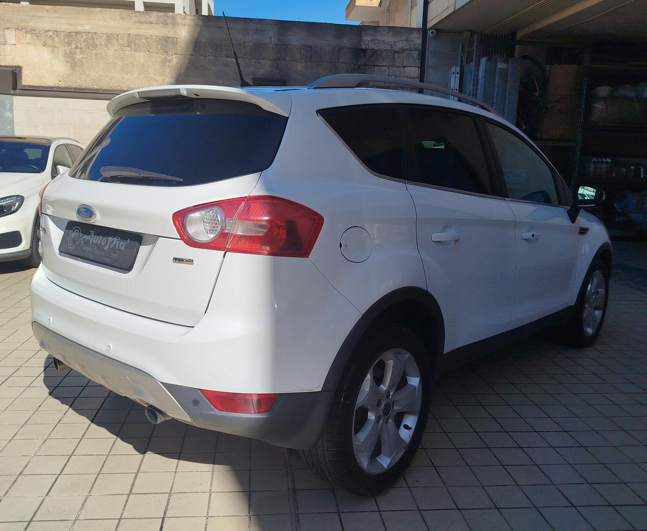 Ford Kuga 2.0 TDCi 136 CV 4WD Titanium DPF