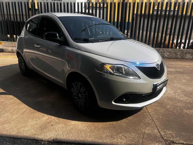 LANCIA Ypsilon 1.2 69 CV 5 porte S&S Gold