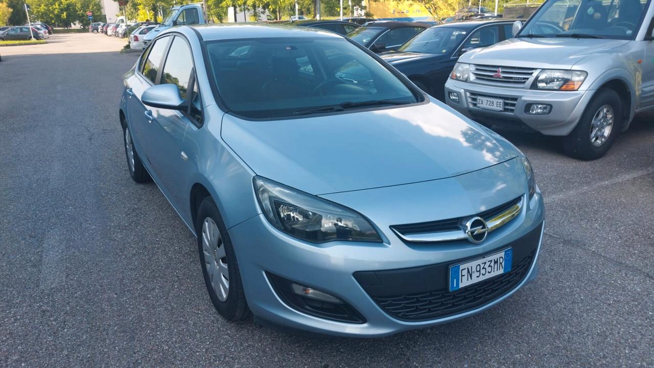 Opel Astra 1.4 Ecotec GPL 140 cv