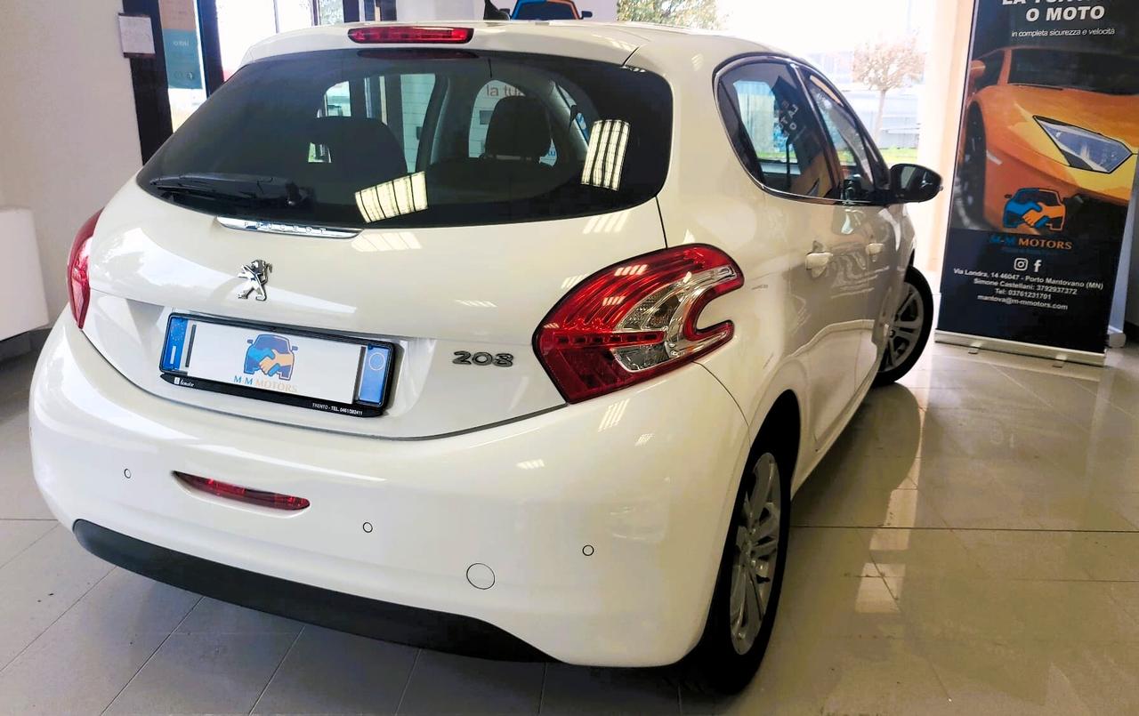 Peugeot 208 PureTech 82 5 porte Allure- PERFETTA IN OGNI DETTAGLIO