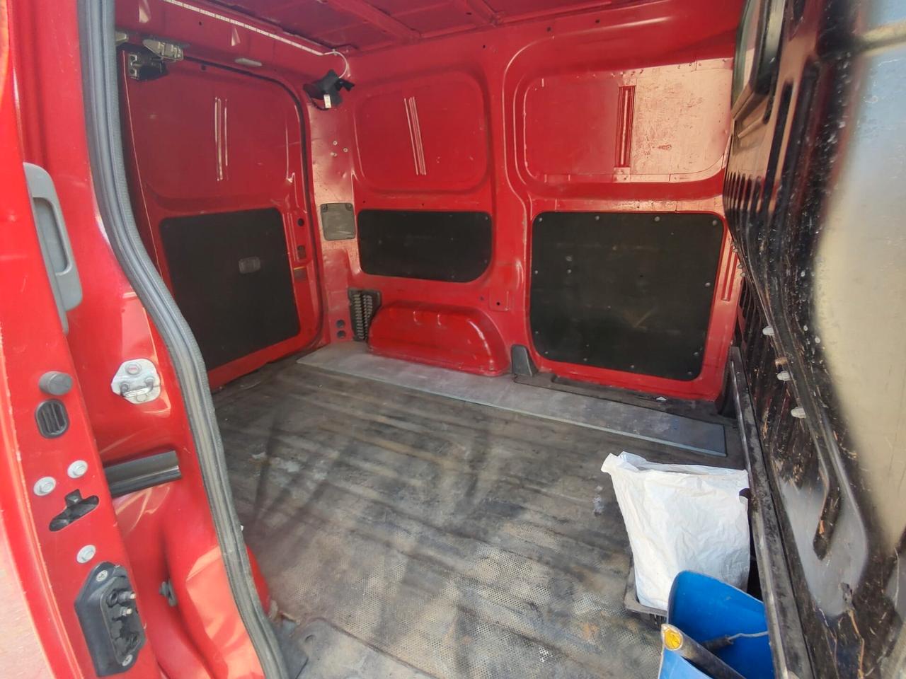 Nissan NV200 1.5 dCi 86CV Furgone Efficient, DIESEL, + IVA.