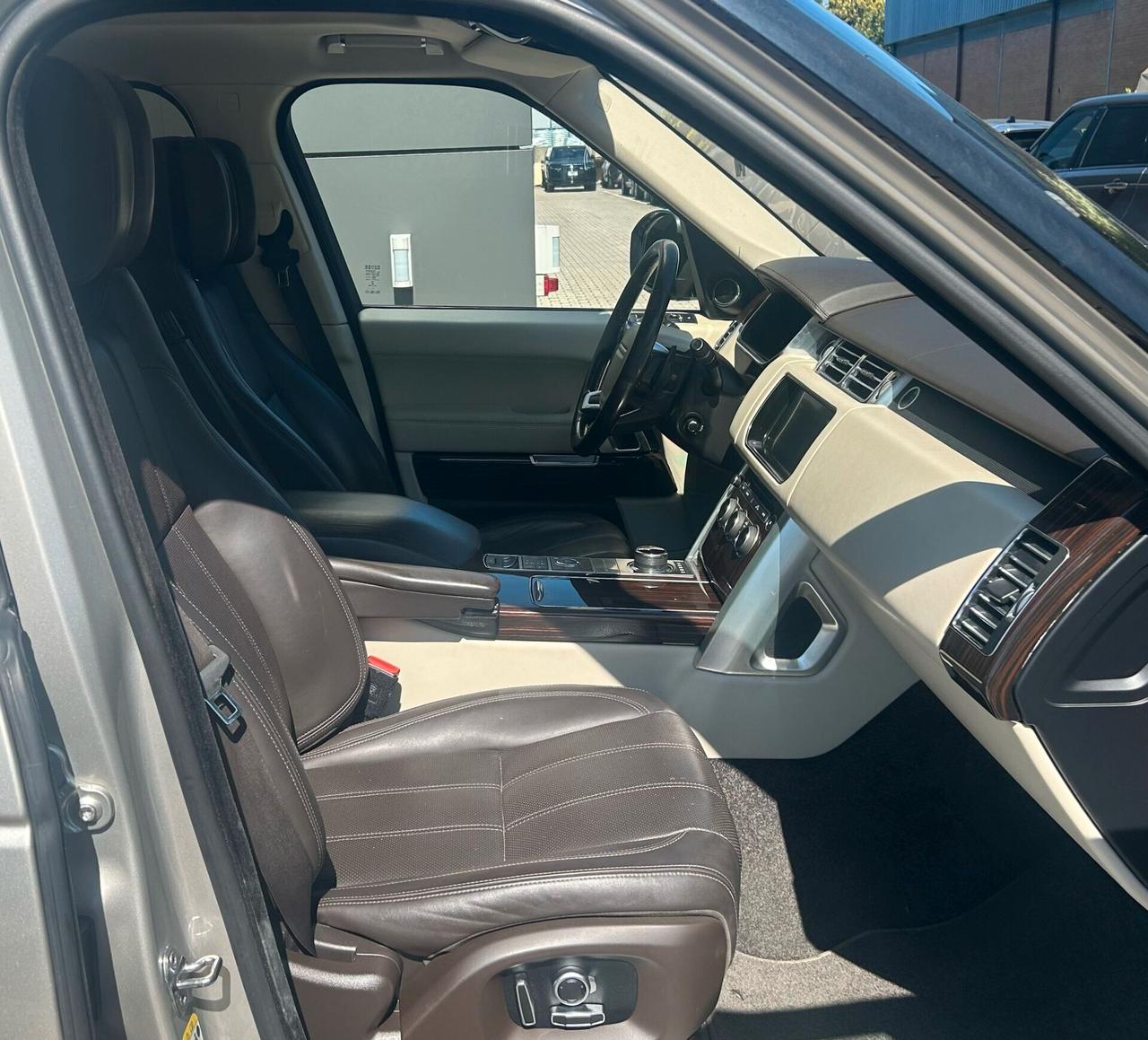 Land Rover Range Rover Range Rover 3.0 TDV6 Autobiography