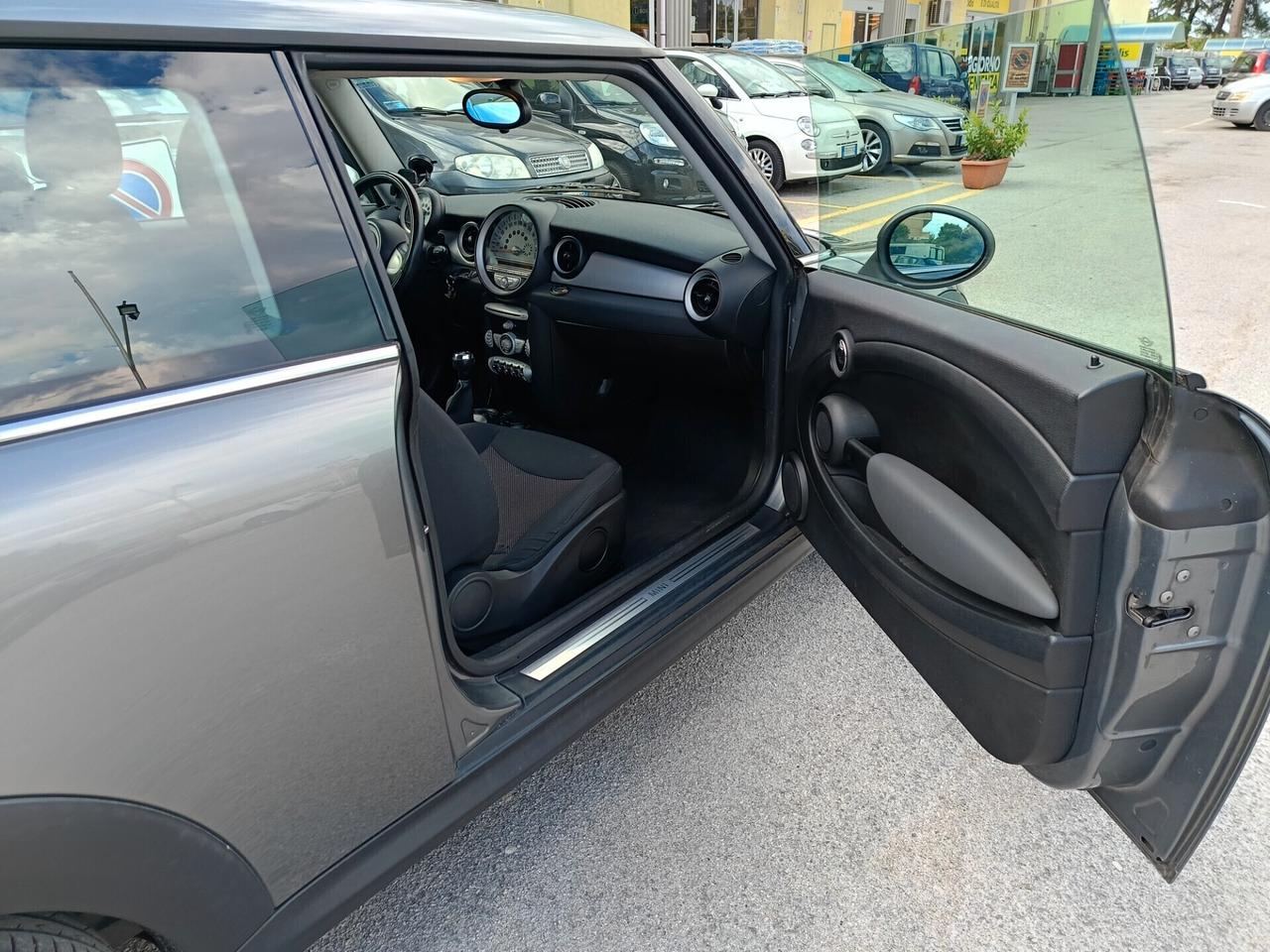 Mini Mini 1.6 16V One (55kW)