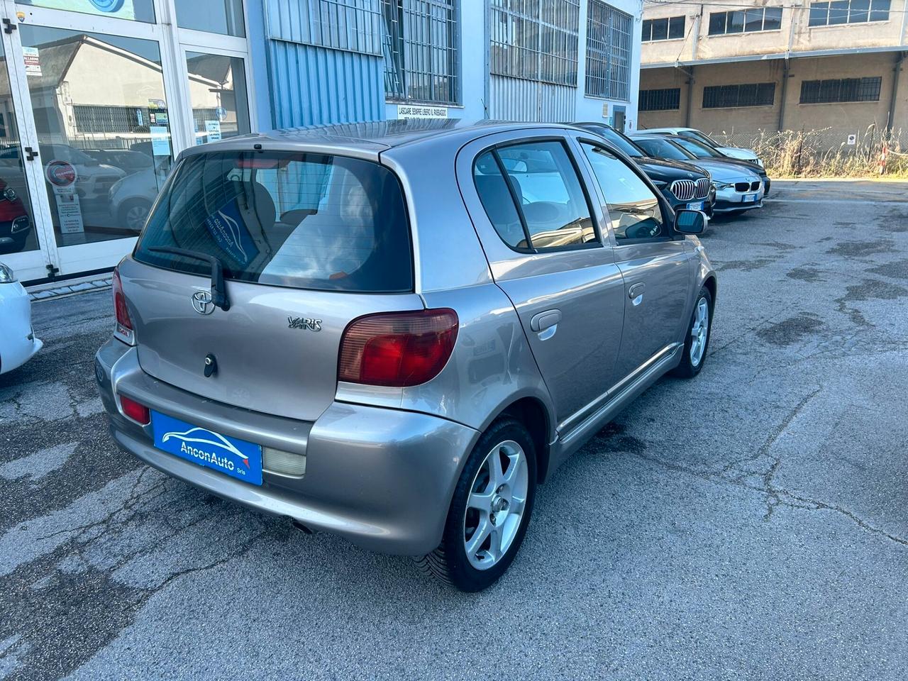 Toyota Yaris 1.5i T Sport 106CV 2001