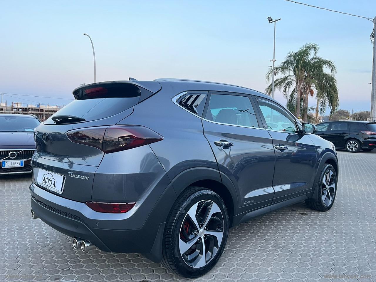 HYUNDAI Tucson 1.7 CRDi XPossible