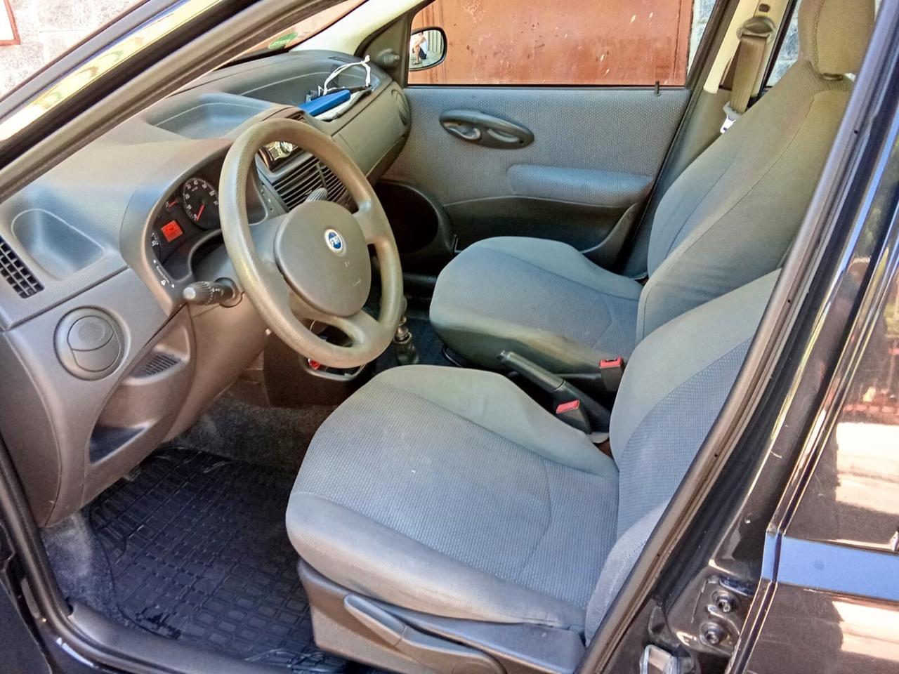 Fiat Punto 1.2 5 porte Active