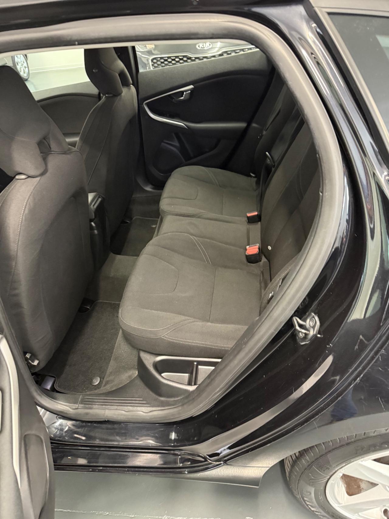 Volvo V40 D2 1.6 Momentum
