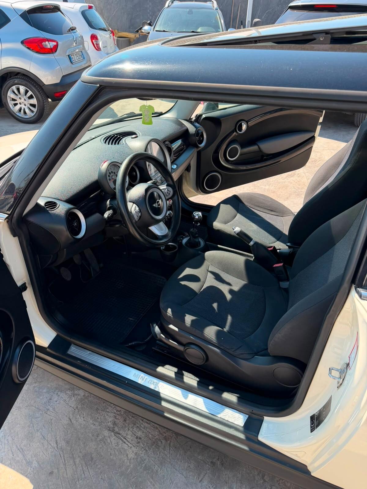 Mini 1.6 16V Cooper D