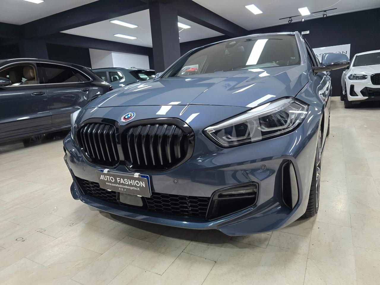 Bmw 118 118d 5p. Msport