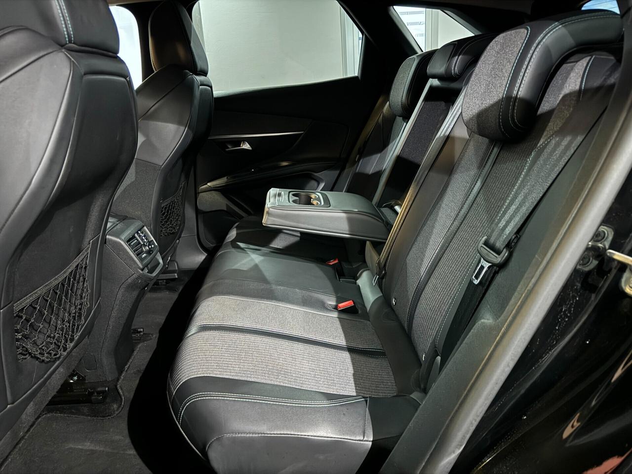 PEUGEOT 3008 1.5 BLUEHDI 130CV EAT8 ALLURE PACK 2021