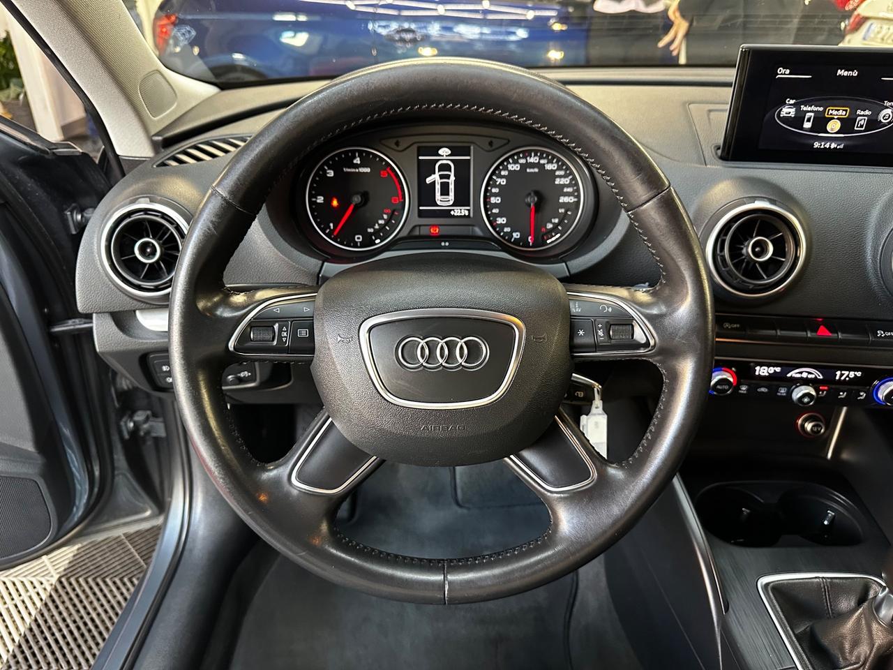 Audi A3 1.6 TDI Attraction - FABIANOAUTO