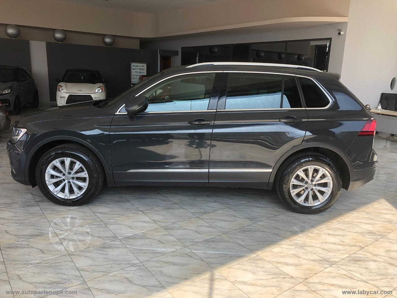 VOLKSWAGEN Tiguan 2.0 TDI DSG 4MOTION Business BMT