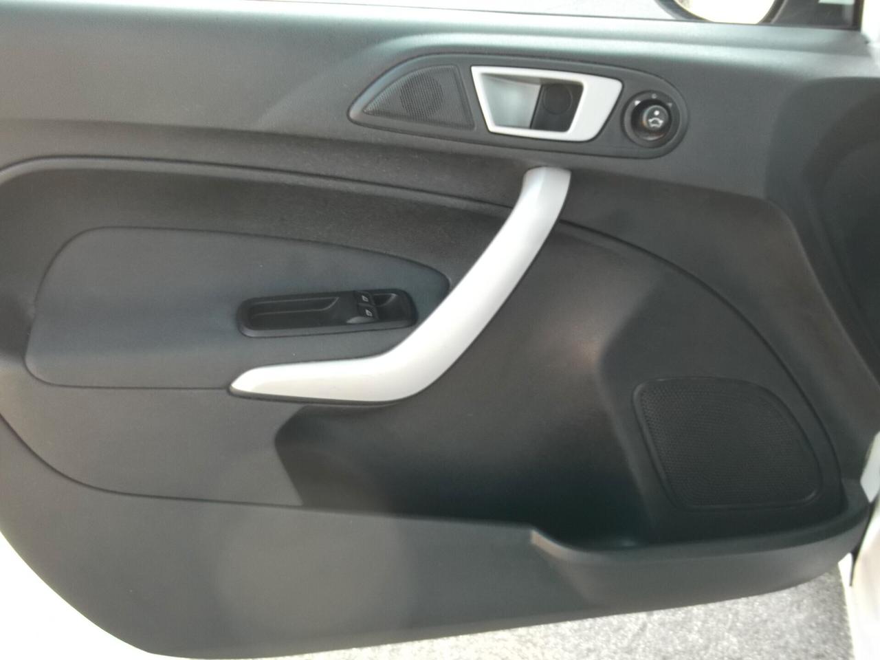 Ford Fiesta 1.4 GPL Neopatentati 2012