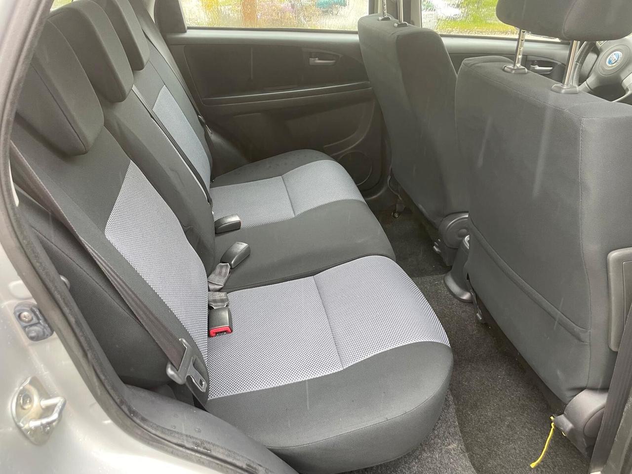 FIAT SEDICI 4x4 1.6 16v. EMOTION
