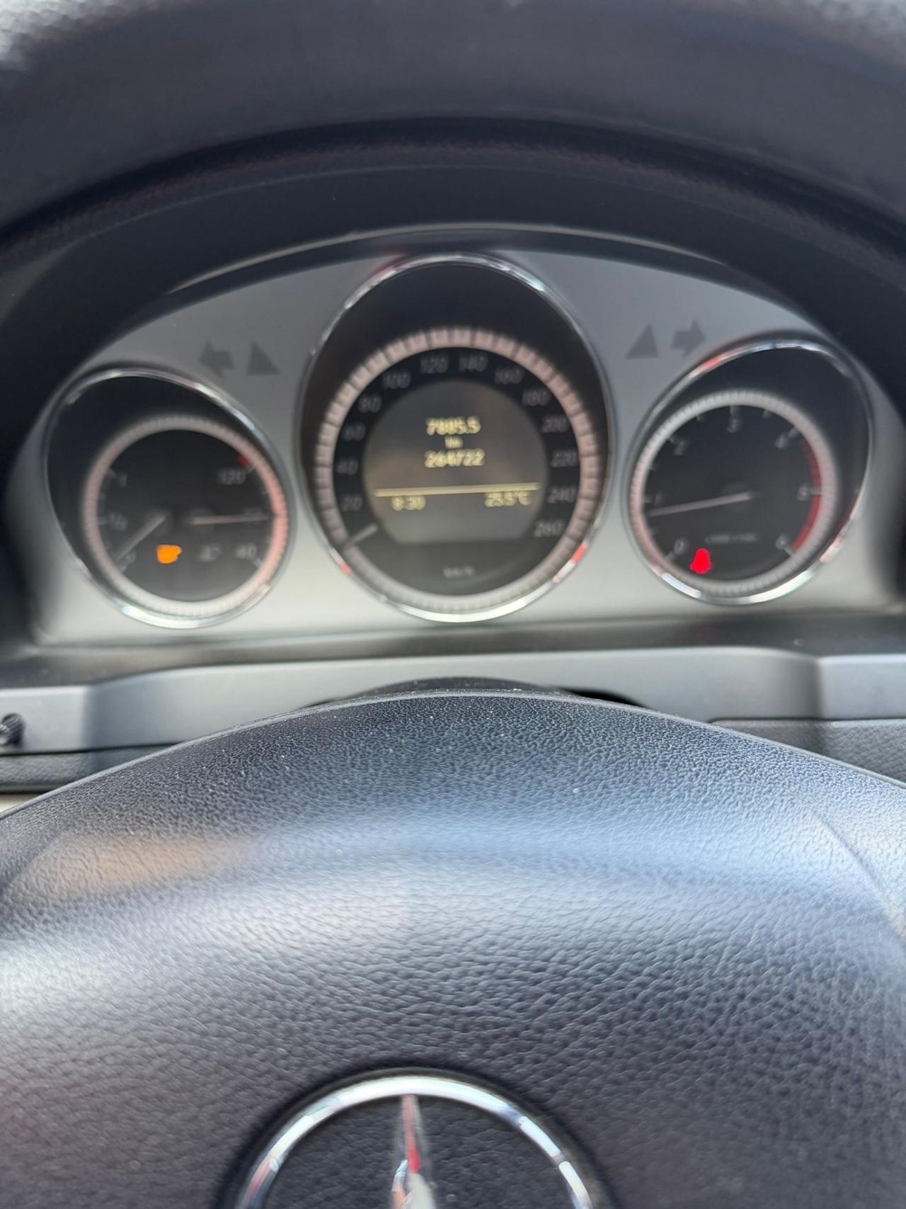 Mercedes-benz C 220 CDI BlueEFFICIENCY Avantgarde AMG