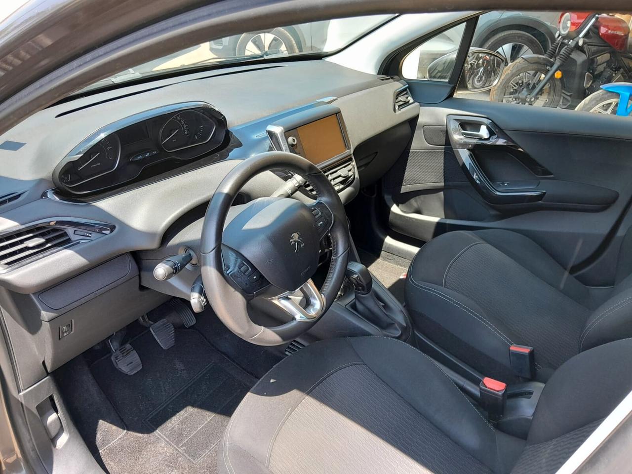 Peugeot 208 PureTech 82 5 porte Active
