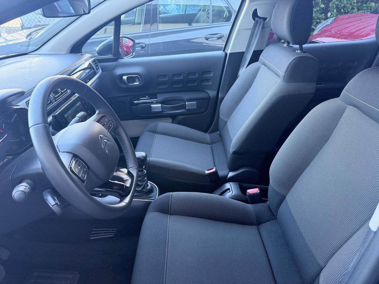 Citroen C3 1.2 puretech Max s&s 110cv