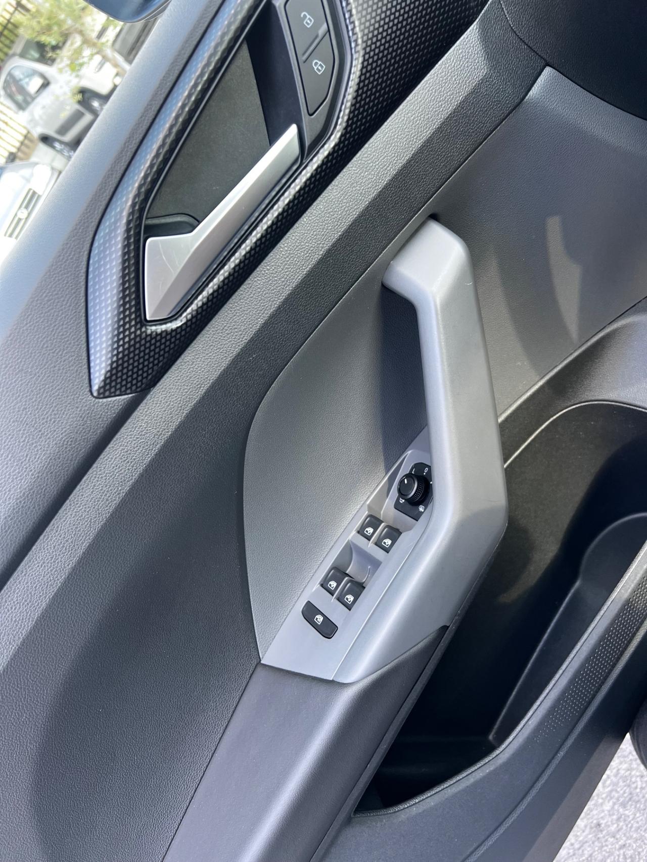 Volkswagen T-Cross 1.0 TSI Style BMT