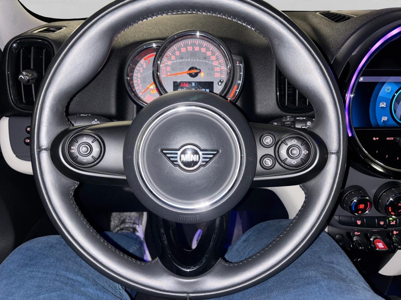 Mini Cooper Countryman 1.5 Hype 136cv