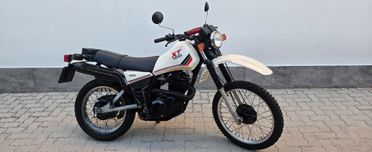 Yamaha XT 400