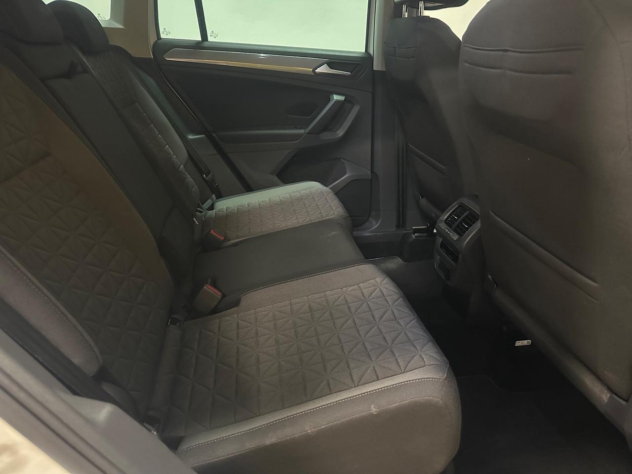 Volkswagen Tiguan 2.0 TDI 150 CV SCR DSG Elegance