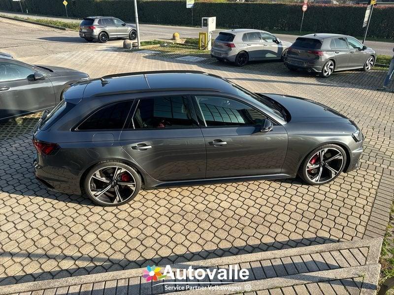Audi A4 RS 4 Avant